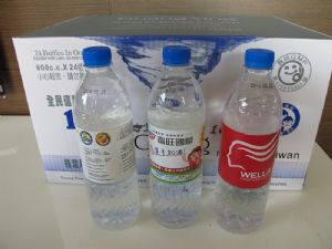 客製化LOGO瓶裝水600貼標